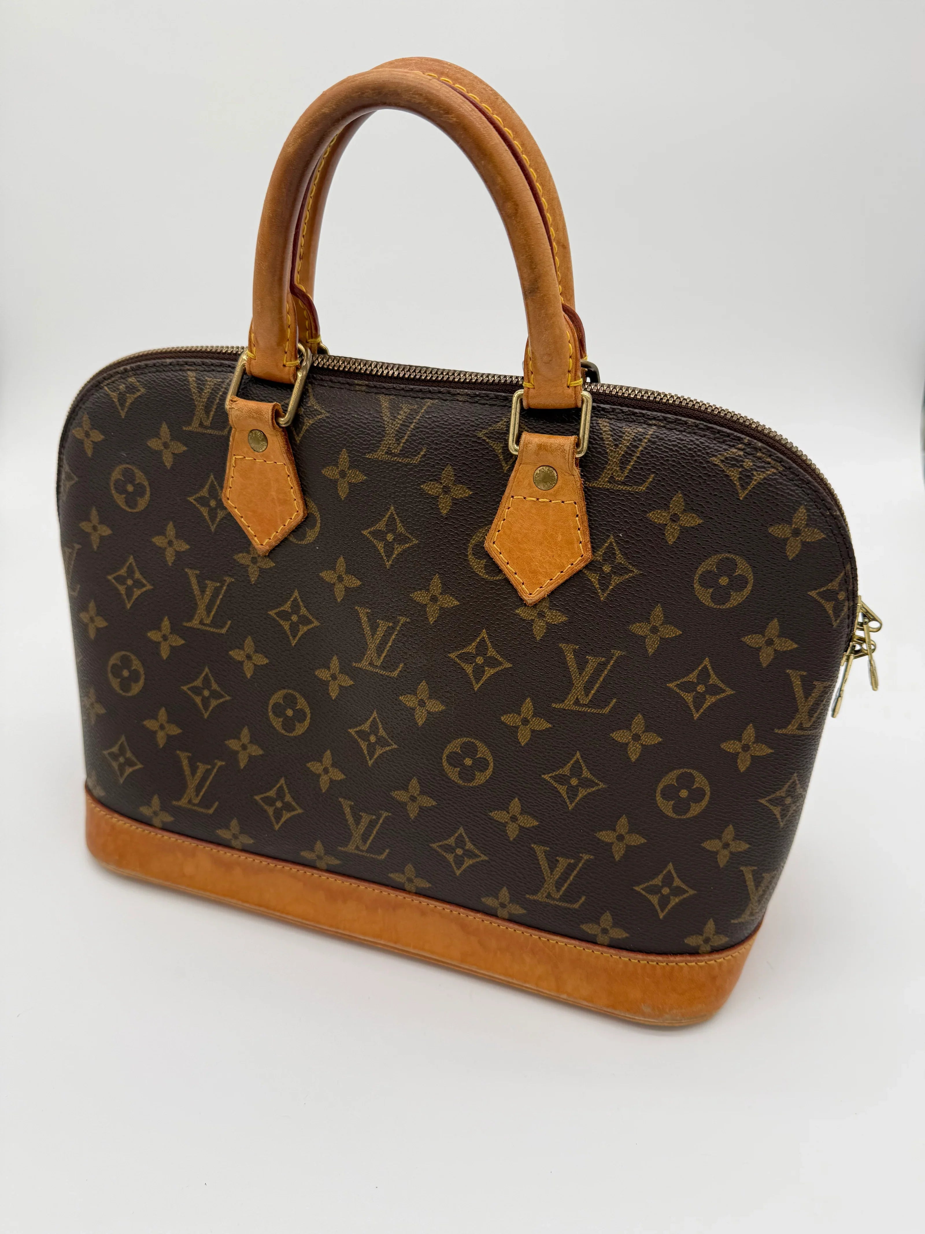 LOUIS VUITTON ALMA
