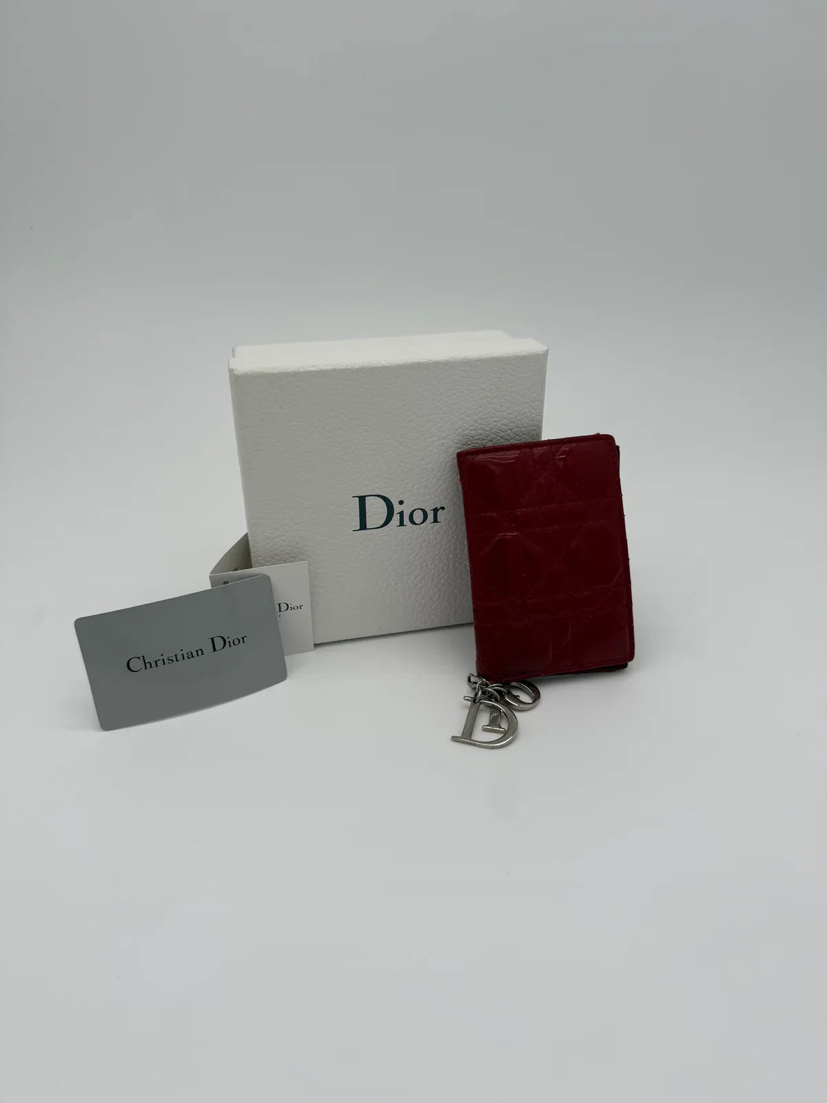 PORTE CARTE DIOR ROUGE VERNIS